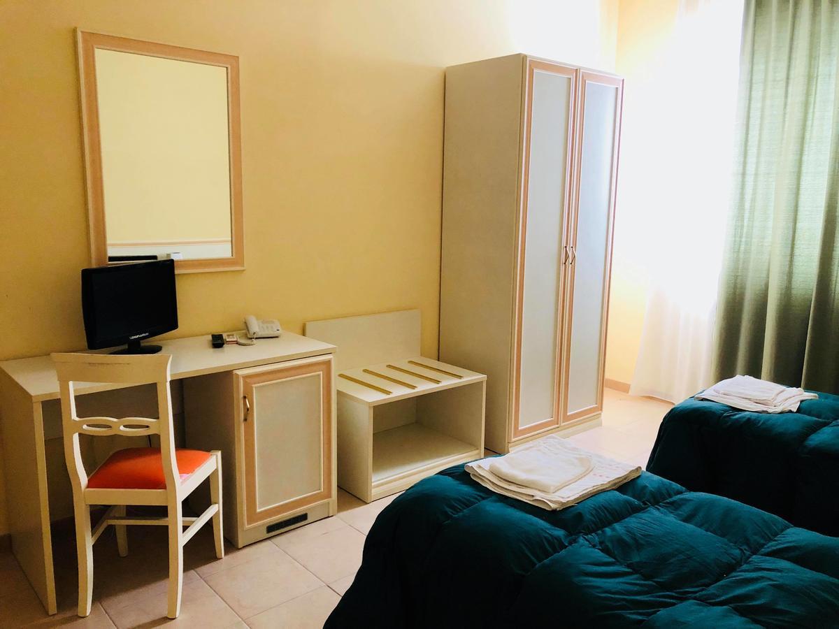 Hotel Agri Resort "Agora" Castelluccio dei Sauri Dış mekan fotoğraf