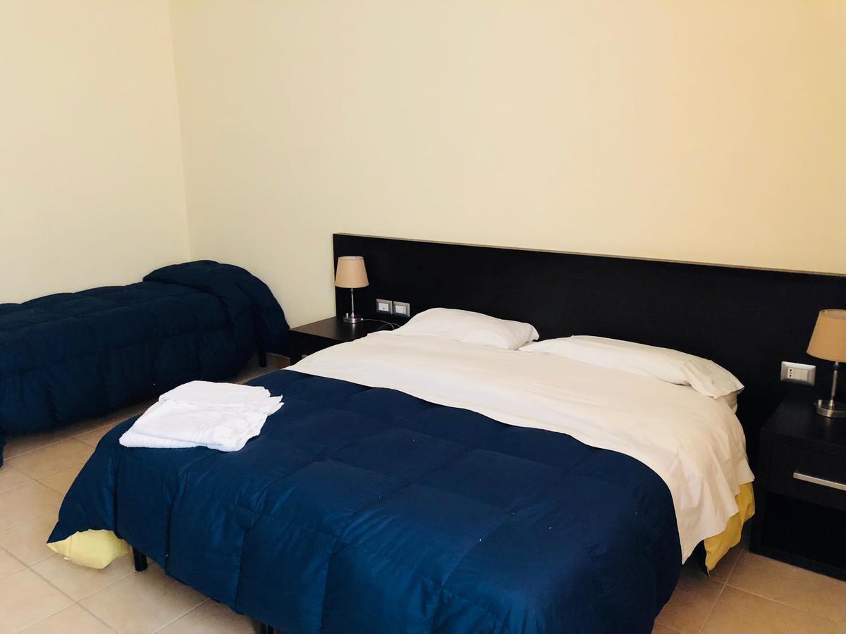 Hotel Agri Resort "Agora" Castelluccio dei Sauri Dış mekan fotoğraf